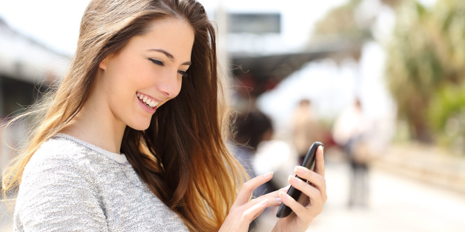 Lakukan Ini Agar Kamu Keren di Sosial Media - Skyhugger Tech