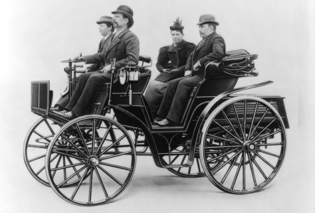 Perjalanan Teknologi Mobil dari Waktu ke Waktu - Skyhugger Tech